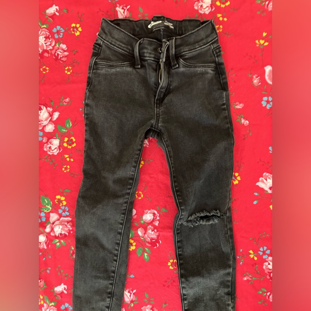 Old Navy Charcoal Skinny Jeans